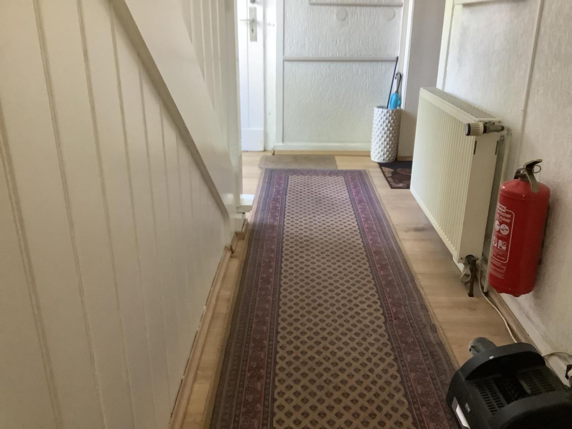 Schoenes Doppelbettzimmer Im Untergeschoss Inkl Parkplatz Nach Verfuegbarkeit エッセン エクステリア 写真